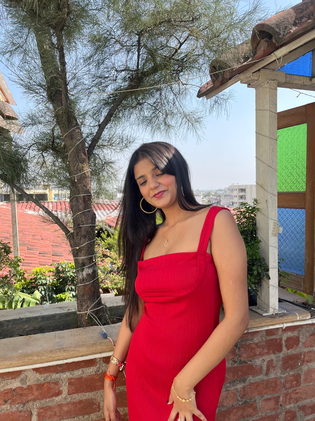 red dress, stolen heart